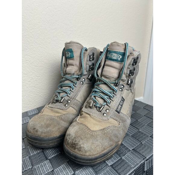 Vasque Hiking Boots Women's Size 6 GORE-TEX Outdoor Waterproof Camping Shoes - Picture 1 of 14